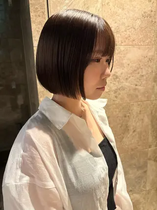 ショート 人気サロン縮毛矯正 ボブカットカラーのヘアスタイル