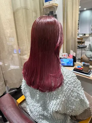セミロング ayaka 縮毛矯正レイヤーのヘアスタイル