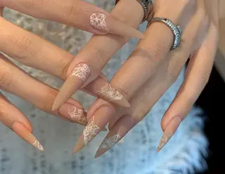 ネイル Pure&Rich Nailのネイルデザイン