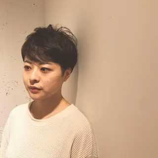 ショート カラー パーマ ヘアアレンジ 吉田 瑛美のヘアスタイル
