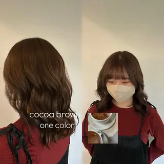 ミディアム カラー 松井 詩織のヘアスタイル