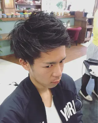 ショート イシイ リョウヘイのヘアスタイル