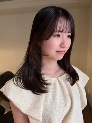 セミロング SIKI yuuna レイヤーカット🪽のヘアスタイル