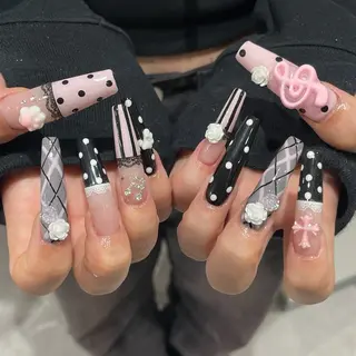 ネイル IROHA NAIL Kurumi🪽🫧のネイルデザイン