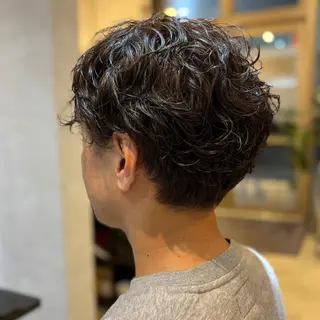 ミディアム ONE.STOP. LABO/メンズのヘアスタイル