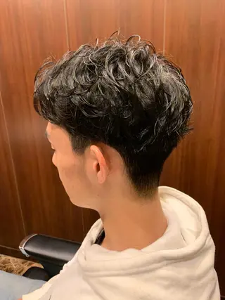 メンズ プレミアムバーバー 草野のヘアスタイル
