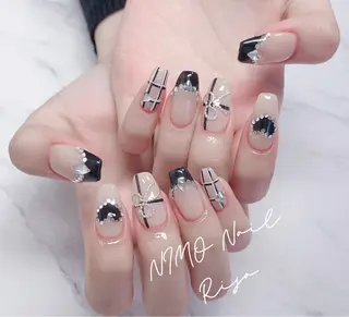 ネイル RI SA☀️ リサのネイルデザイン