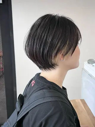 ショート カラー 🌱小顔魅せショート 髪質改善カラー/泉綺のヘアスタイル
