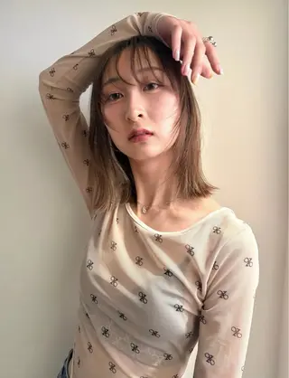 ミディアム カラー KEYMAN MEGUMIのヘアスタイル