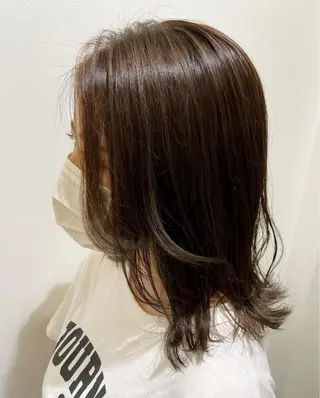 ミディアム カラー 由比藤理子 ブリーチカラー🌈のヘアスタイル