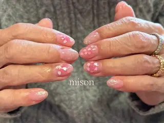 ネイル mison 安形友花のネイルデザイン