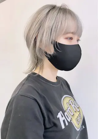 ショート MIZUHO / ダブルカラー髪質改善のヘアスタイル