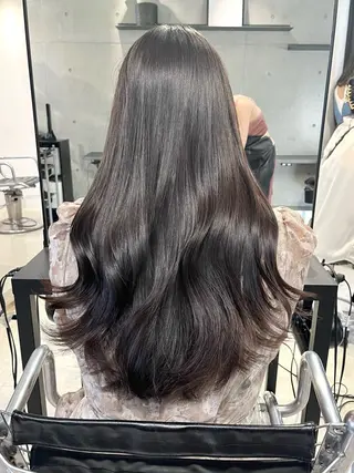 ロング カラー パーマ ヘアアレンジ 透明感/オリーブ/ グレージュ/YUKAのヘアスタイル