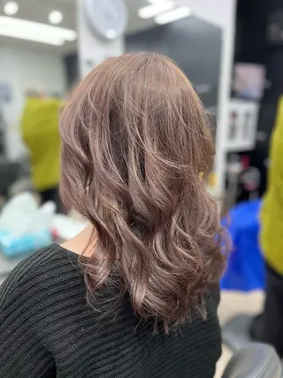 セミロング カラー Japuska ジャプスカのヘアスタイル