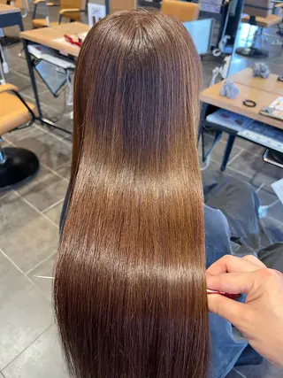 ロング 谷口 莉々葵のヘアスタイル