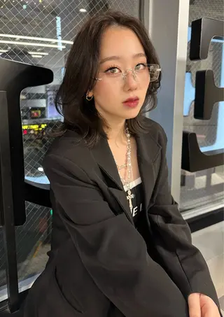 ミディアム カラー 渋谷韓国ヘア🇰🇷 SAYAKA🩶ᩚのヘアスタイル