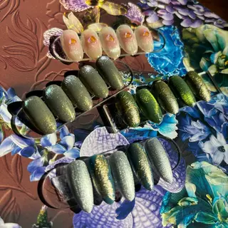 ネイル BeautifulA 🌈🍭💜のネイルデザイン