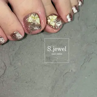 ネイル S. JEWELのネイルデザイン
