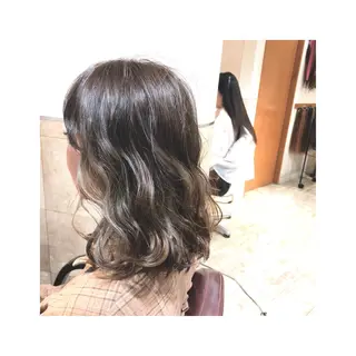 ミディアム カラー 100%髪質改善特化 TRUNSのヘアスタイル