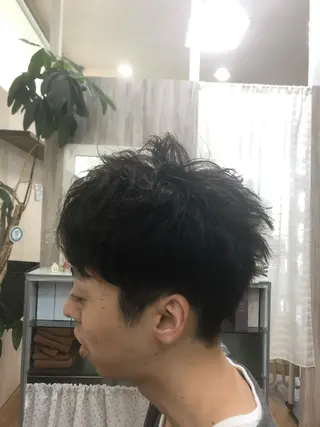 メンズ 岩尾 志保のヘアスタイル