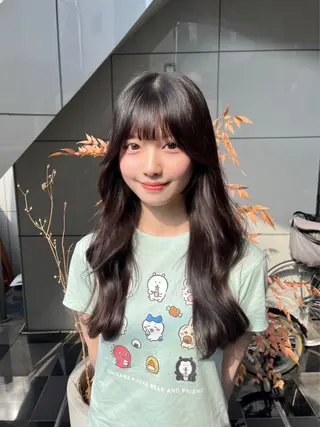 ロング 韓国レイヤー ☁️🫧森ハリス誠一のヘアスタイル