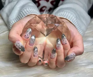 ネイル Nail&eye Belire 新宿のネイルデザイン