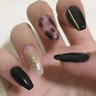 ネイル カルフール リル MOEのネイルデザイン