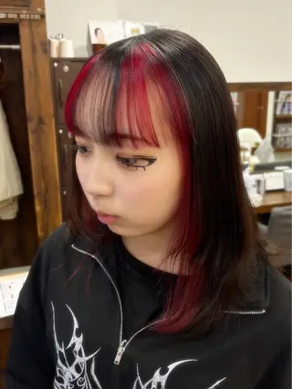 ミディアム カラー デザインカラー/ レイヤー🎀moeのヘアスタイル