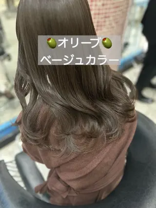 セミロング カラー パーマ 韓国っぽ透け感カラー マンツーマン🫧なおのヘアスタイル