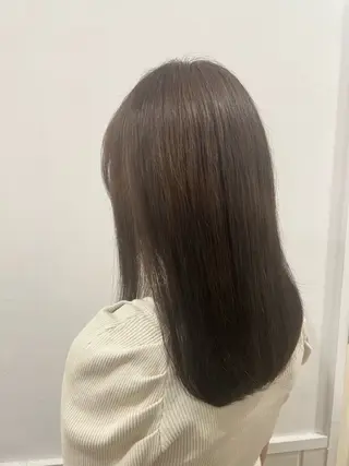 セミロング カラー モデル募集中🩶 𝓡𝓮𝓲𝓻𝓪のヘアスタイル