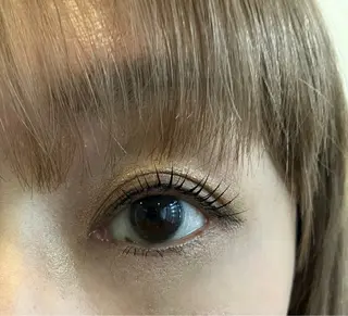 マツエク・マツパ 韓国エクステ／羽エク ダブルスキル💛のヘアスタイル