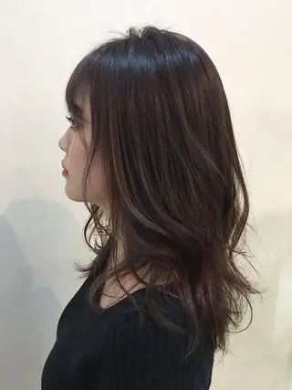 セミロング カラー 狩野 羅夢のヘアスタイル
