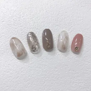 ネイル 西岡 杏のネイルデザイン