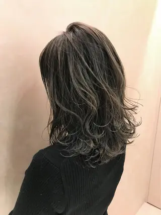 ミディアム カラー 酸性縮毛矯正のプロ 杉山玲介のヘアスタイル