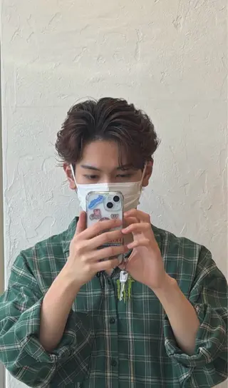 カラー メンズ 上𦚰 慶のヘアスタイル