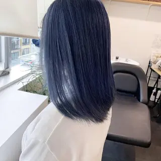 ミディアム カラー RU RIのヘアスタイル
