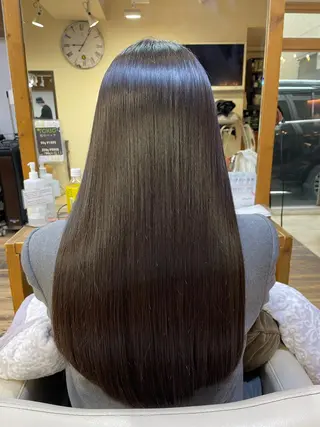 ロング 山木 裕子のヘアスタイル
