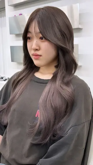 ロング シールエクステ☀️ L.O.G村岡健一のヘアスタイル