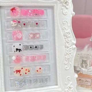 ネイル TiTi Pomme Rinoのネイルデザイン