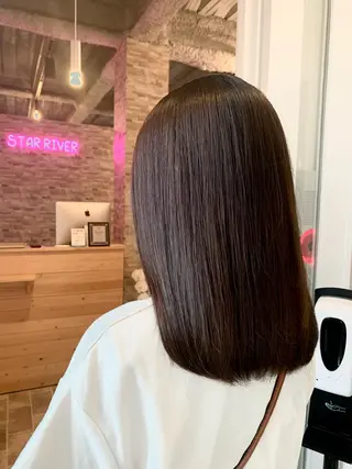 セミロング カラー 吉田 聡一のヘアスタイル