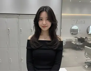 ロング 👑人気韓国ヘア👑 髪質改善Zina真鍋のヘアスタイル