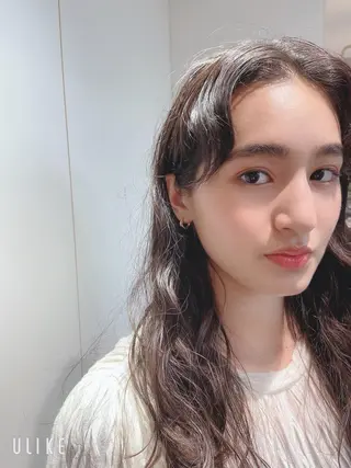 小林 叶佳のヘアスタイル