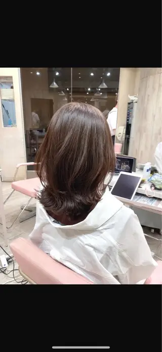 ミディアム カラー 顔まわりカット🌟 くびれヘア/寺門遥輝のヘアスタイル