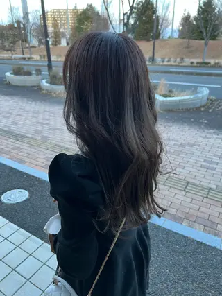 ロング カラー chill_ KAZUKIのヘアスタイル