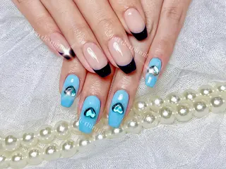 ネイル Momo 🤍のネイルデザイン