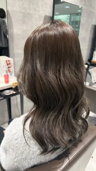 カラー Grow by NYNY 久野 結生のヘアスタイル