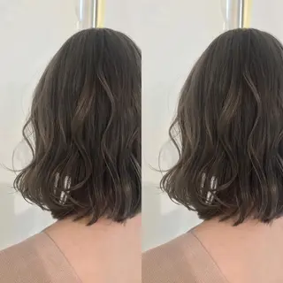 ミディアム カラー 小栗 麻衣のヘアスタイル