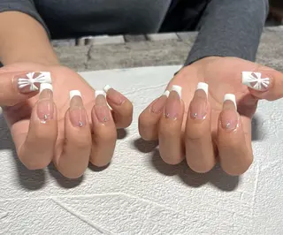 ミディアム 2DY NAIL SALONのネイルデザイン