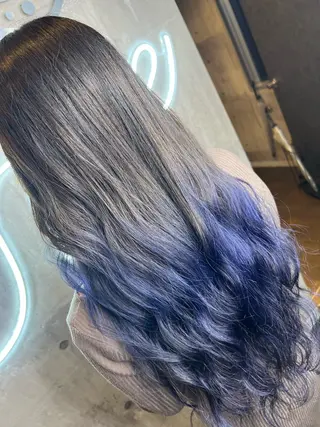 ロング カラー 透明感ハイトーン カラー🦋🌧希咲のヘアスタイル