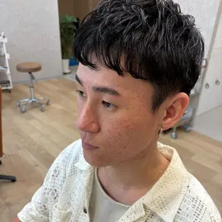 パーマ メンズ 曲がる縮毛矯正🌟 メンズアイブロウのヘアスタイル